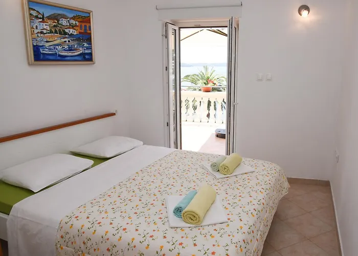 Meditation Hvar Town