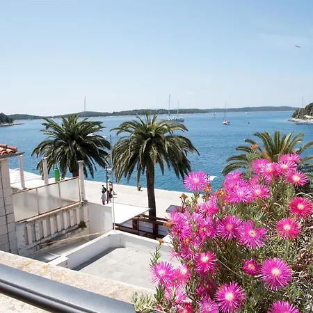 Meditation Hvar Town