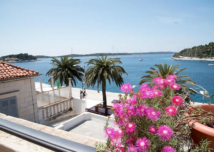 Meditation Hvar Town